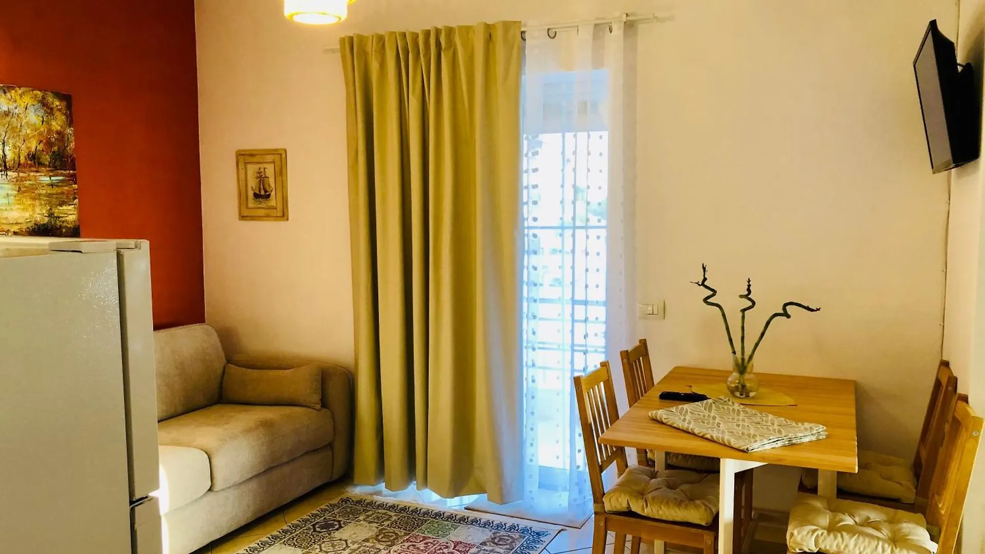 Marin'S Home Sarande 0*,  Albania