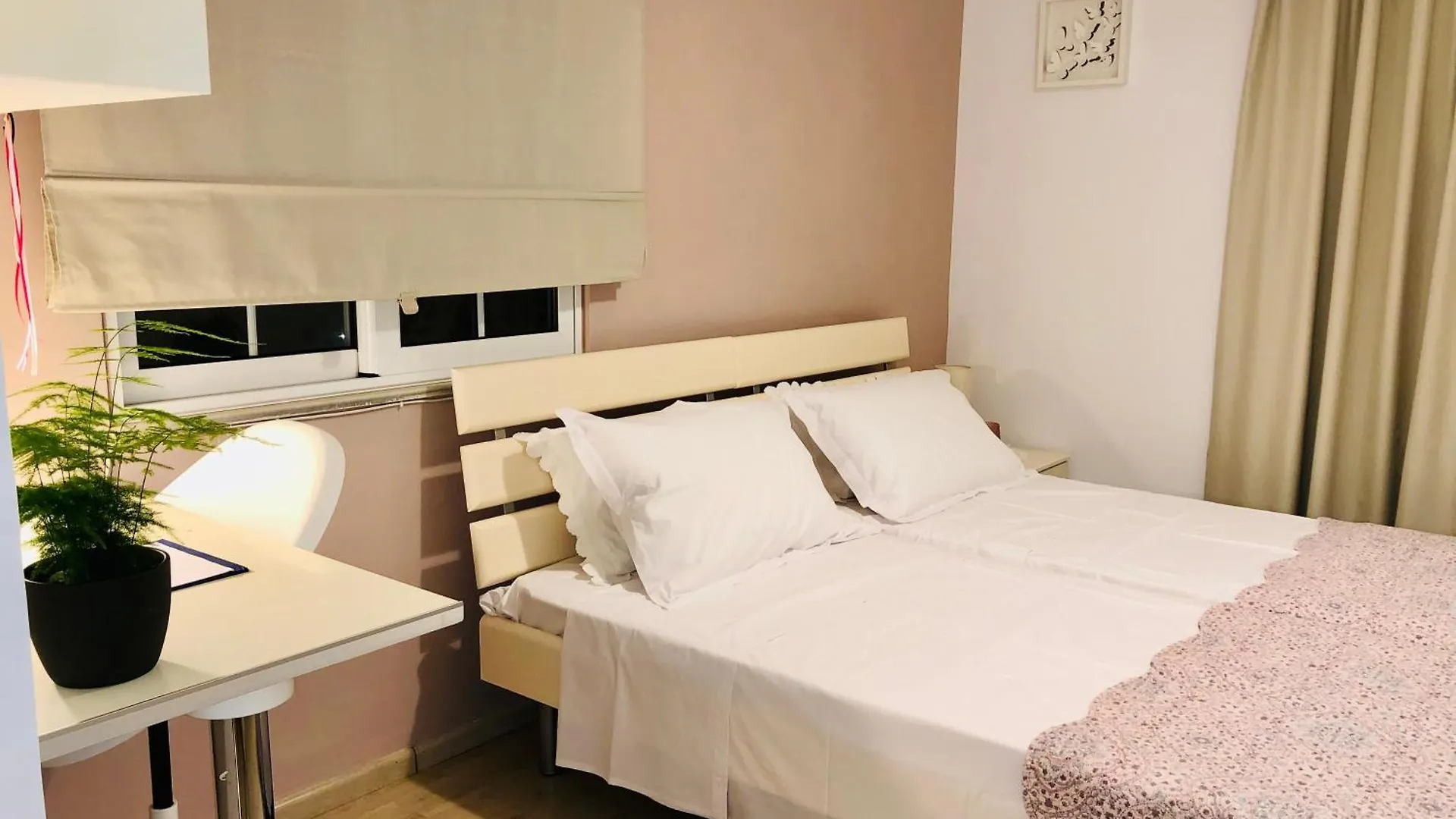 Marin'S Home Sarande